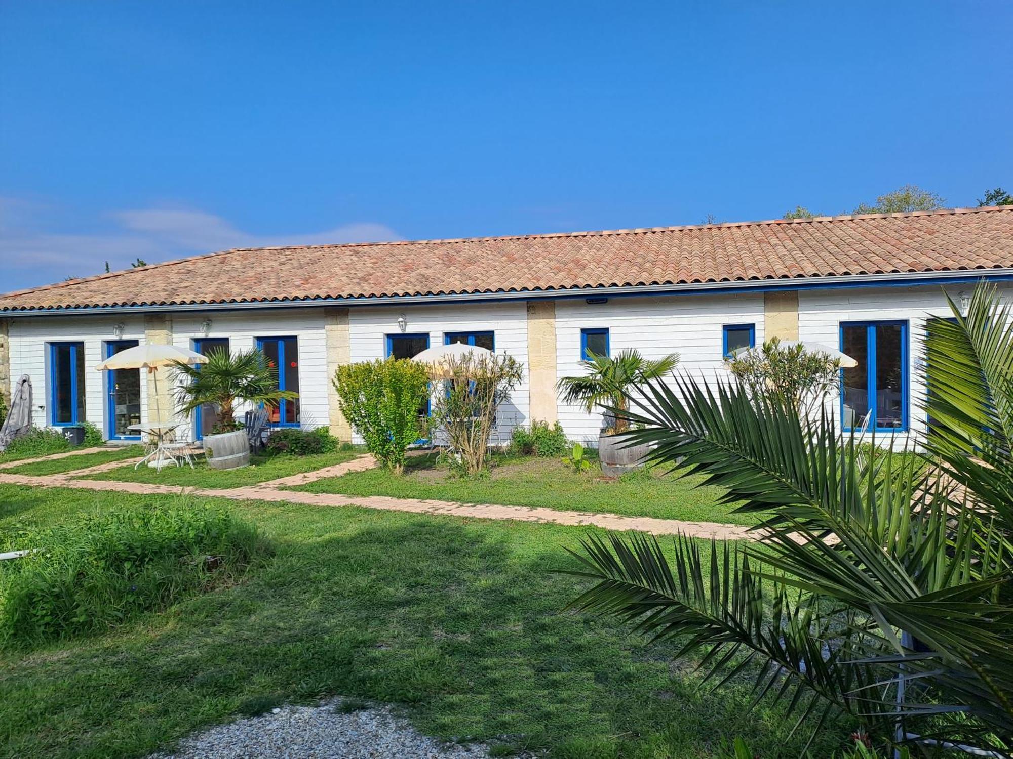 La Cadournaise Bed and Breakfast Saint-Seurin-de-Cadourne Buitenkant foto