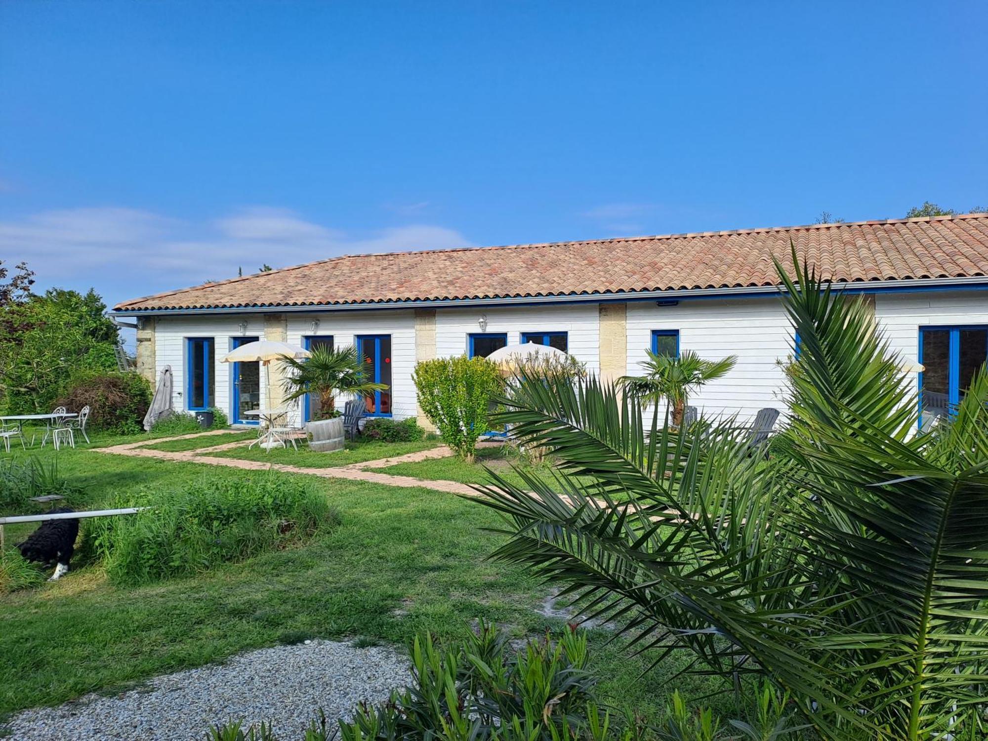 La Cadournaise Bed and Breakfast Saint-Seurin-de-Cadourne Buitenkant foto